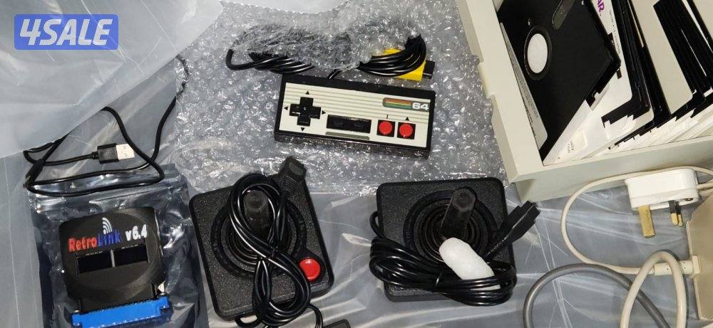 كومودور ٦٤ واكسسوارات كامله، Commodore C64C Complete Set4