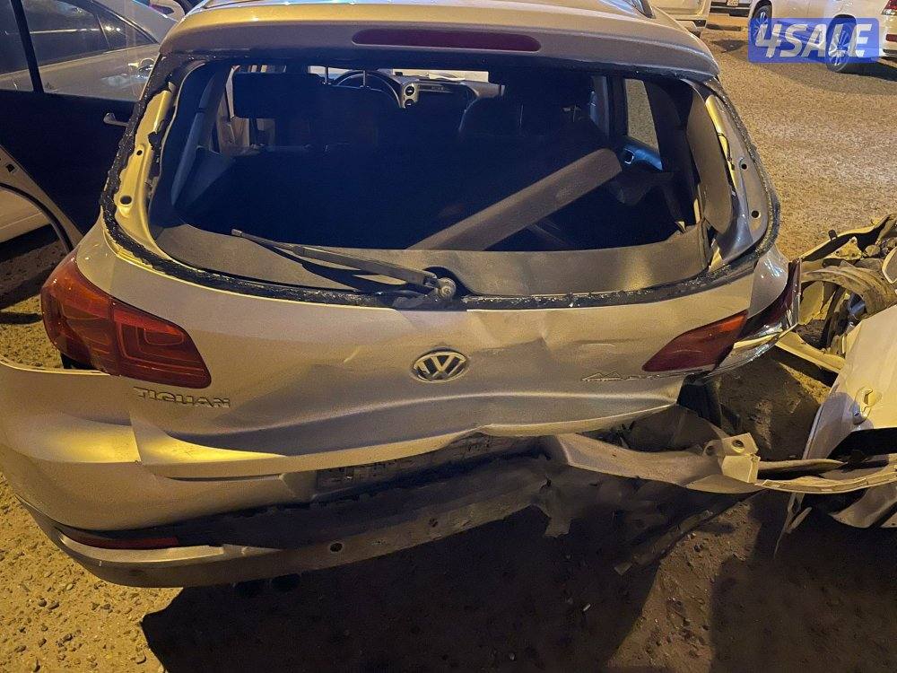 نشتري جميع انواع السيارات السكراب0