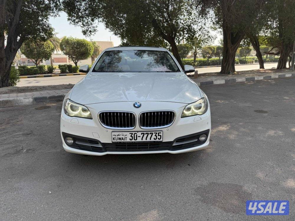 للبيع BMW 520i1