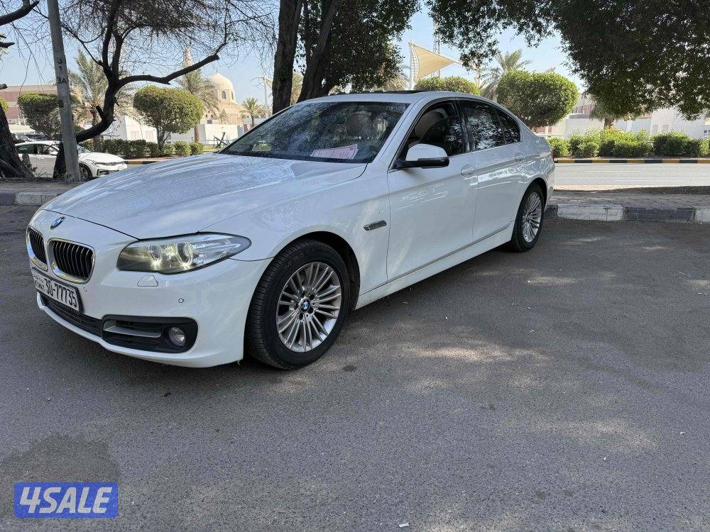للبيع BMW 520i3