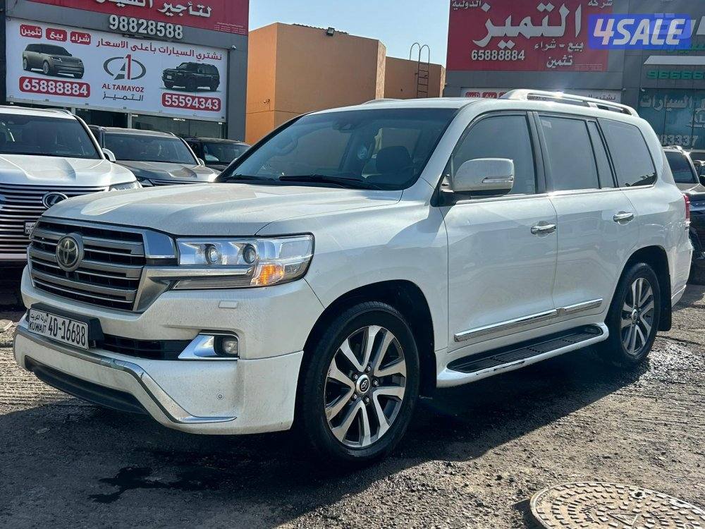تويوتا لاندكروزر 5.7 VX.R -V88