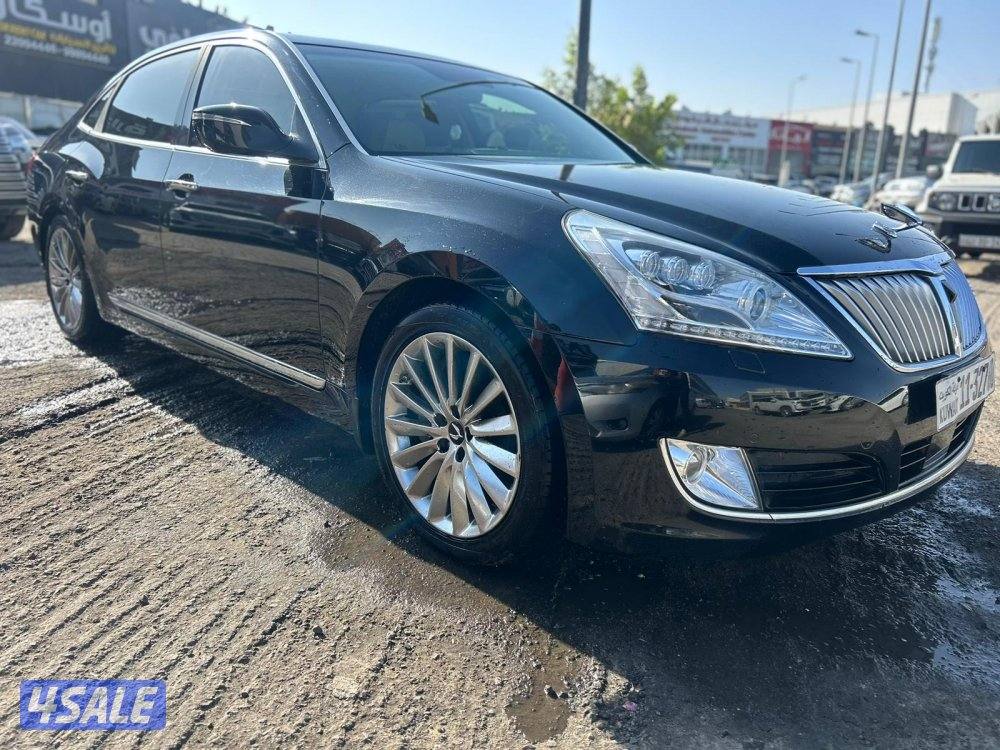 هيواندى سينتينيال.V81