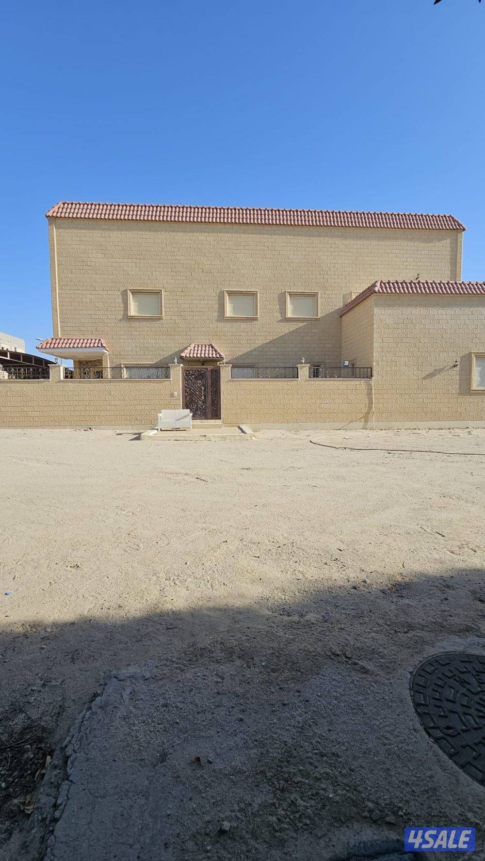 ■فرصه لاتعوض .. والبيعه لقطه .. (بيت راس) بصباح الأحمد قطاع D قطعة 36