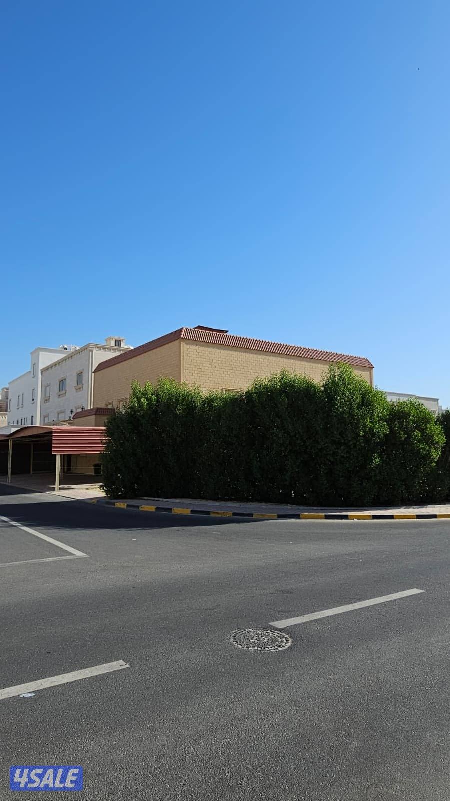 ■فرصه لاتعوض .. والبيعه لقطه .. (بيت راس) بصباح الأحمد قطاع D قطعة 310