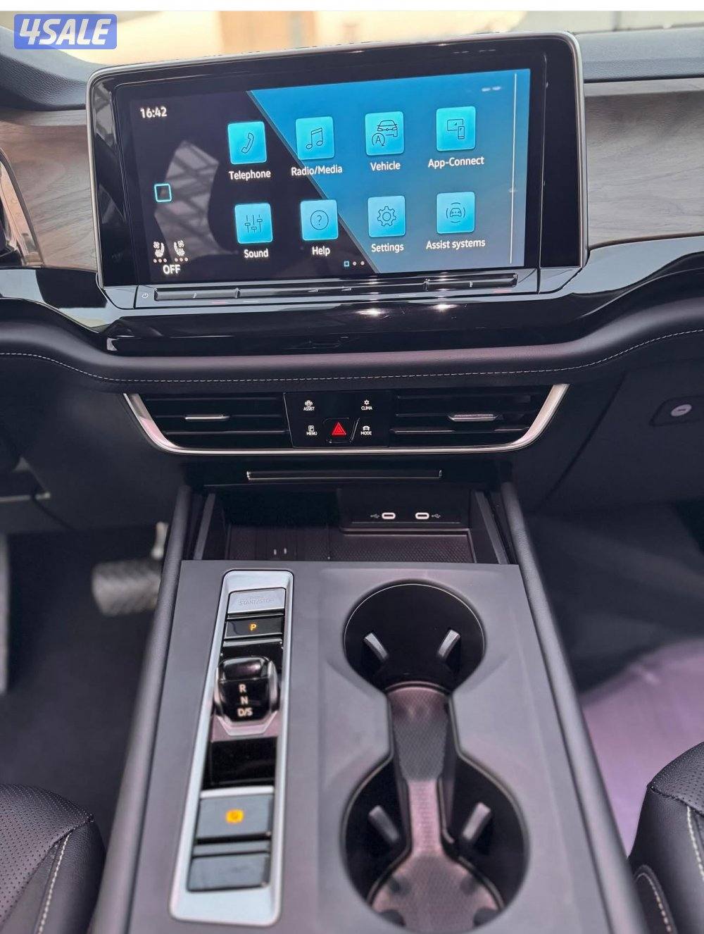 للبيع فولس واجن - تيرامونت  موديل 2025 عداد 2 الف كم صبغ الوكالة9