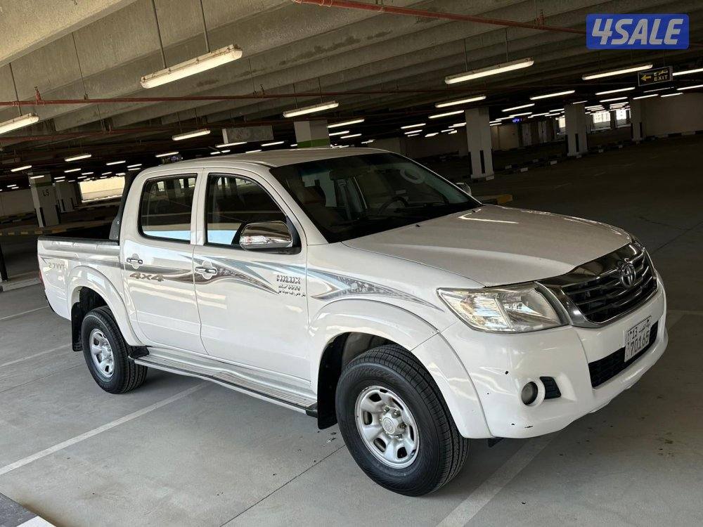 للبيع وانيت هايلكس دبل قير ٢٠١٥4