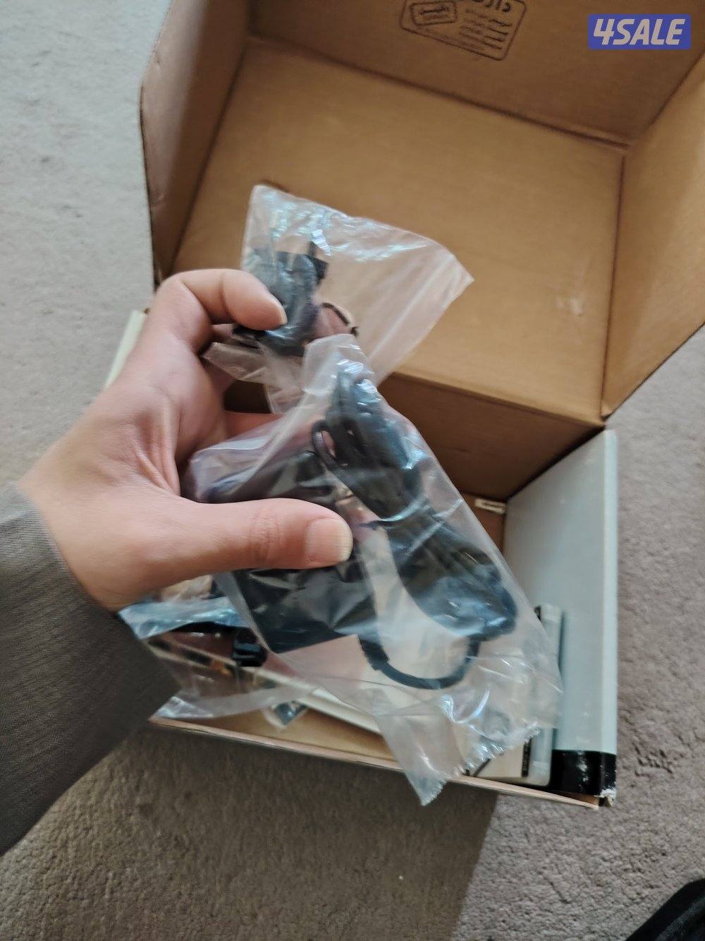 للبيع garmin 276c و مونتنا و etrex 30x3