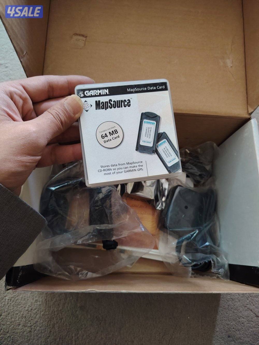 للبيع garmin 276c و مونتنا و etrex 30x6