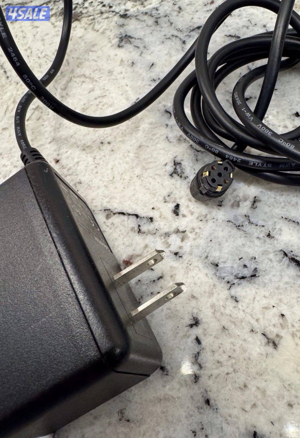 للبيع garmin 276c و مونتنا و etrex 30x10