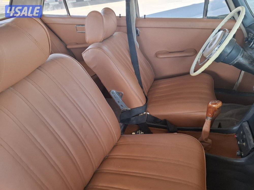 مرسيديس ٢٢٠1