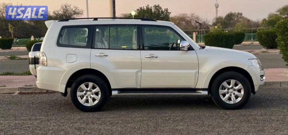 باجيرو 2019 صبغ الوكاله مكينه 35001