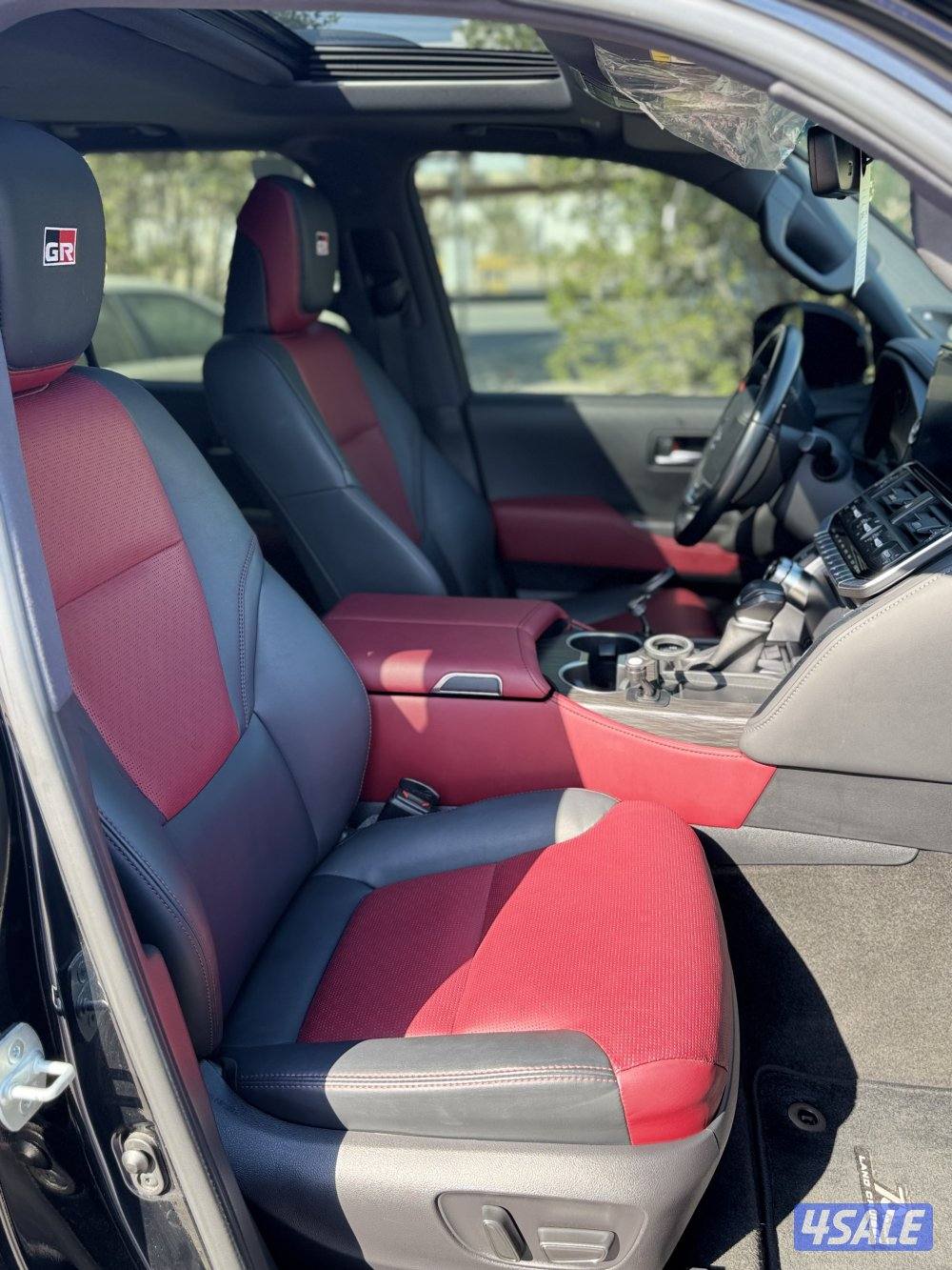 لاندكروز Gr 2022 الساير بنزين صبغ الوكالة و بحالة الوكالة شرط الفحص5