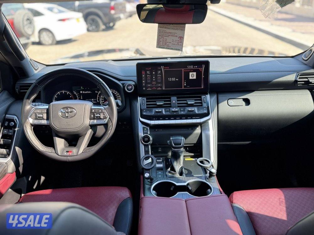 لاندكروز Gr 2022 الساير بنزين صبغ الوكالة و بحالة الوكالة شرط الفحص8