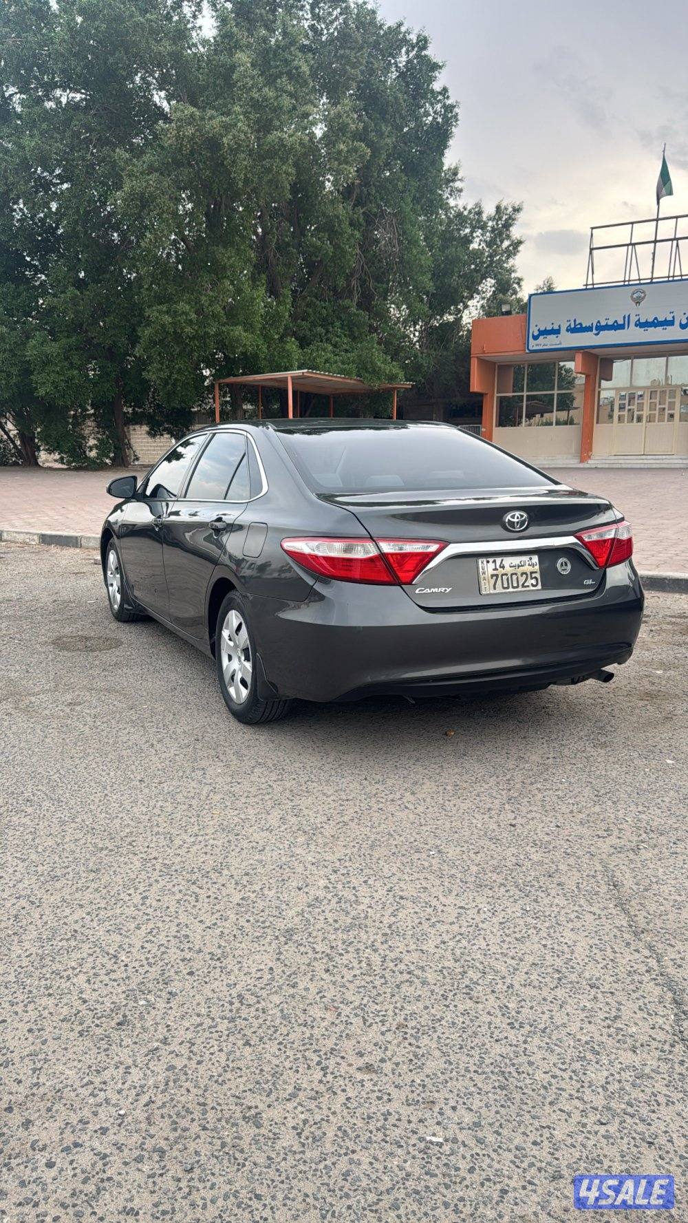 للبيع كامري GL مديل 2017 شرط الفحص الموتر بحالة طيبه0
