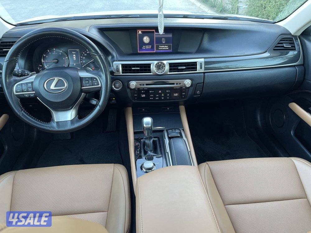 لكزس GS300 المالك الاول موديل 20185