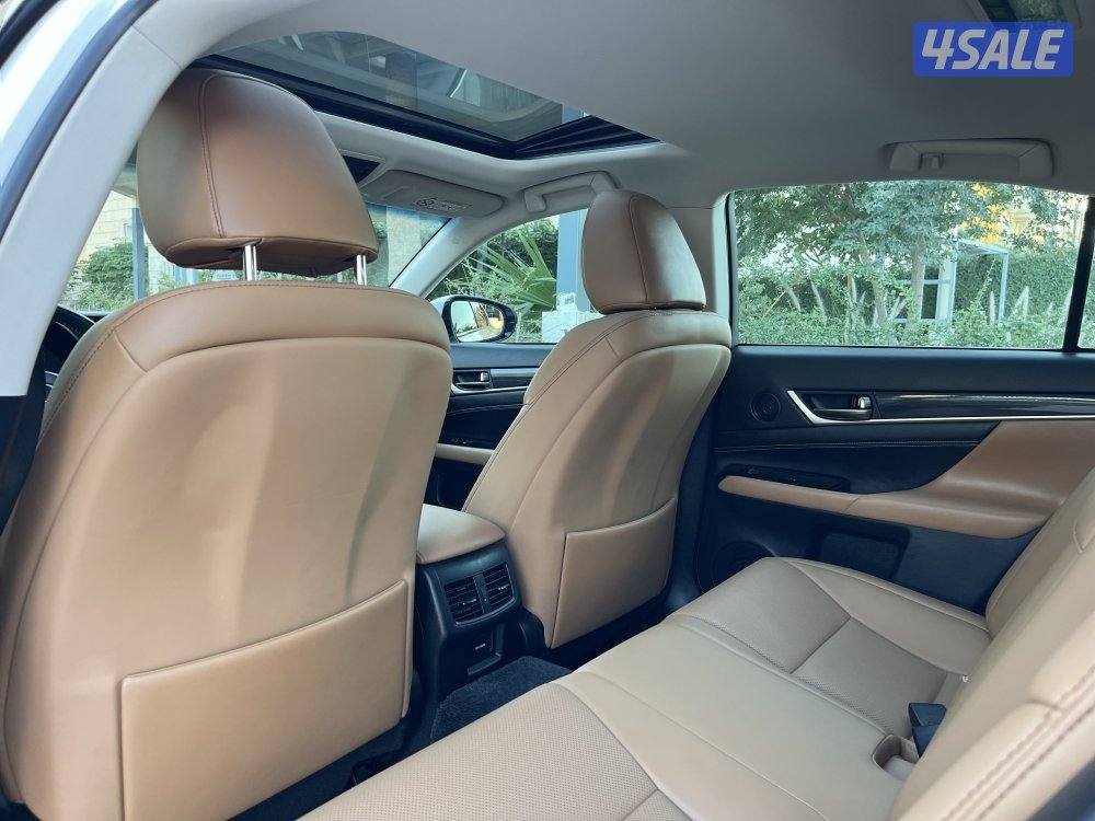لكزس GS300 المالك الاول موديل 20186