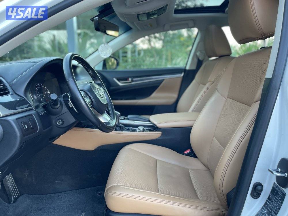 لكزس GS300 المالك الاول موديل 20187
