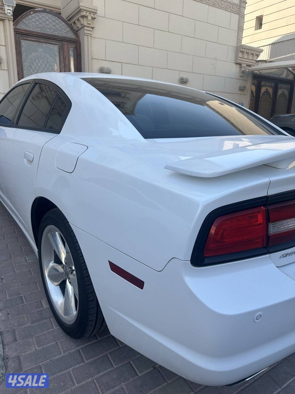 علي صباح السالم0