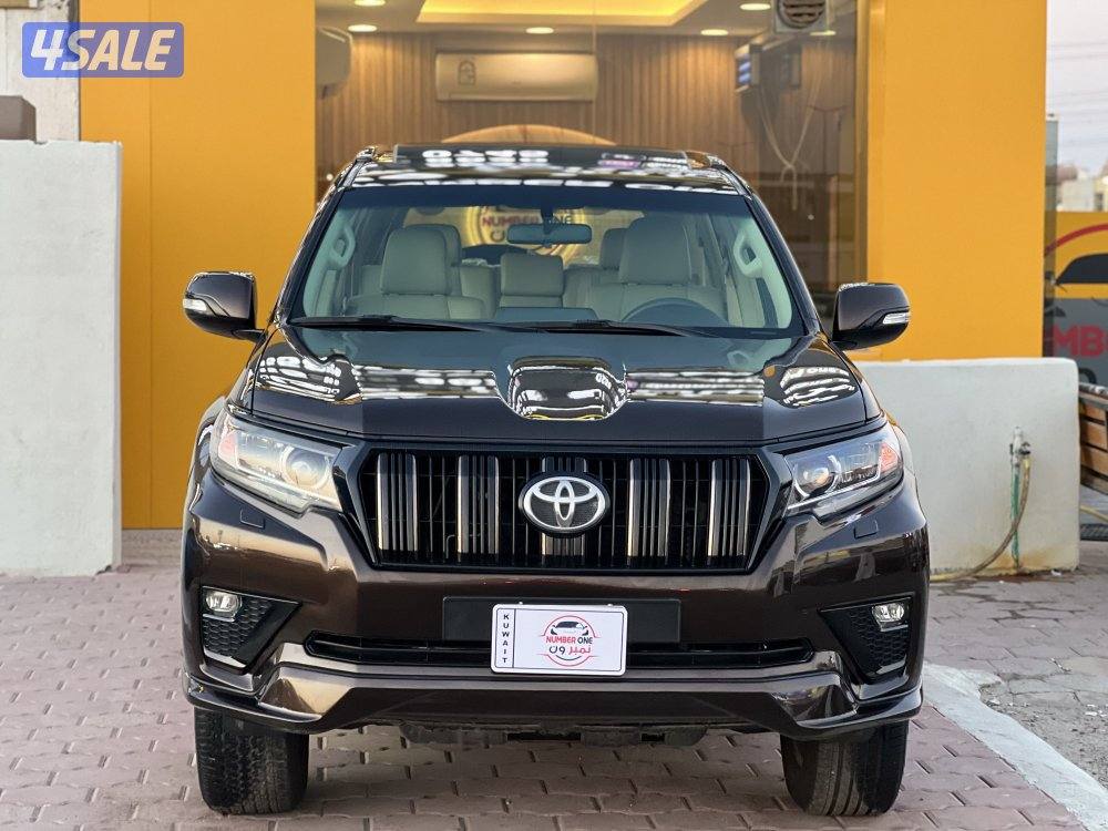 للبيع تويوتا برادو VX 2021 بلاك اديشن2