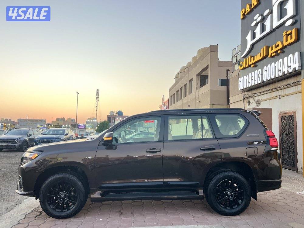 للبيع تويوتا برادو VX 2021 بلاك اديشن4