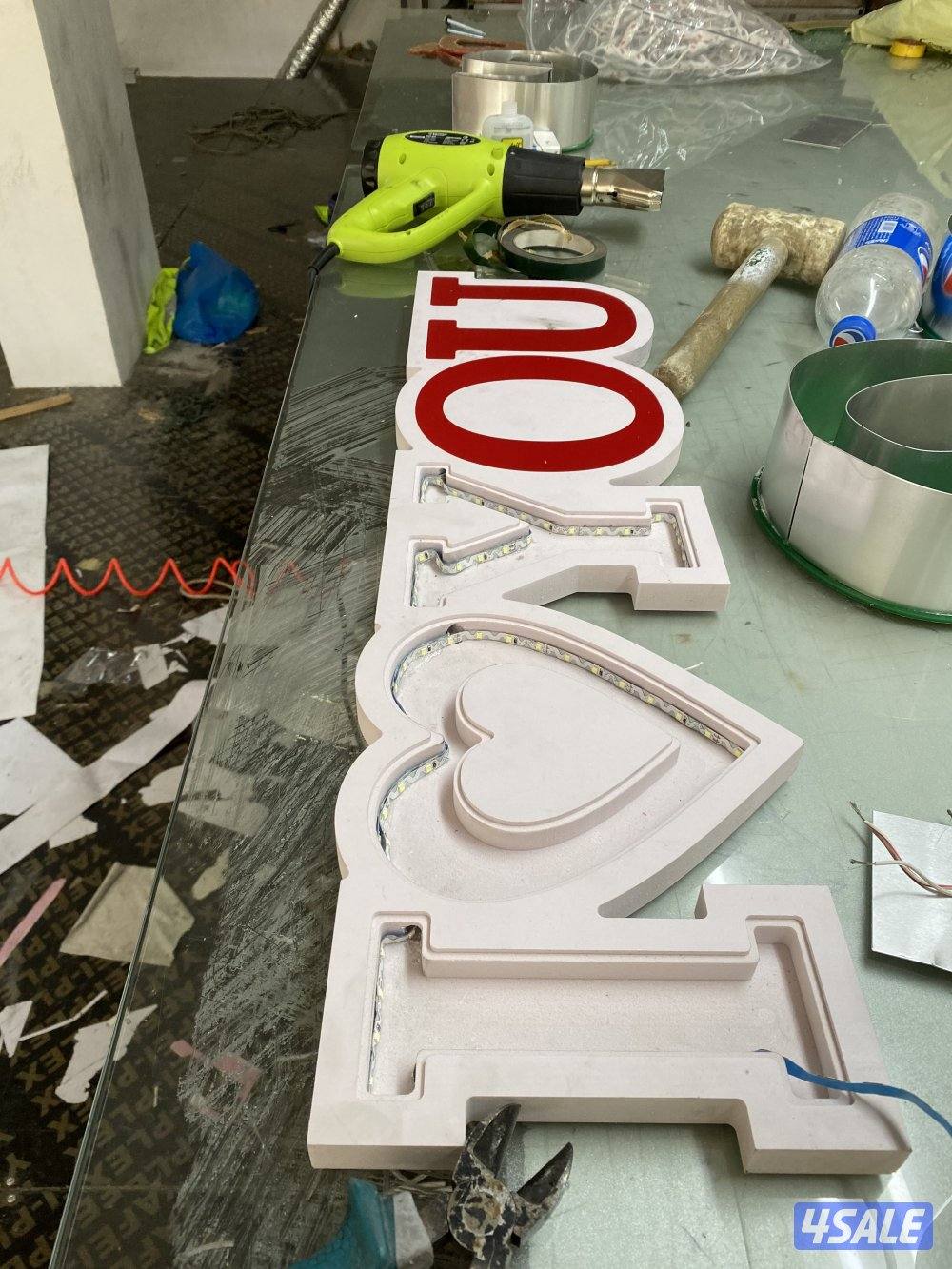 الزعبي للإعلان للخدمات الإعلانية تركيب واجهات الكابوند وأحرف نافرة13