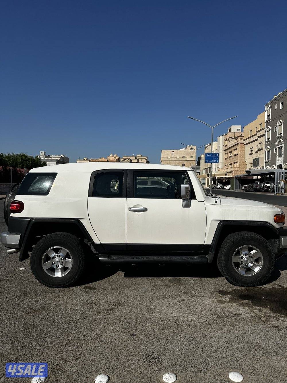 للبيع تيوتا اف جي 2010  4x41