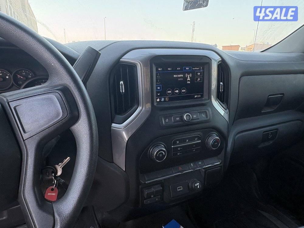 للبيع او بدل سلفرادو ٦سلندر موديل ٢٠١٩2