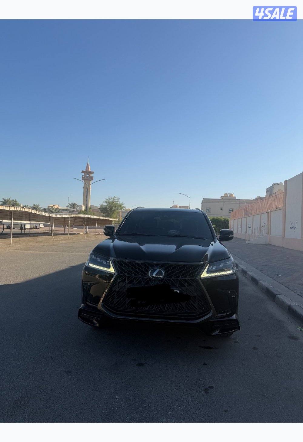 للبيع جيب لكزز LX 570 بلاك اديشن0