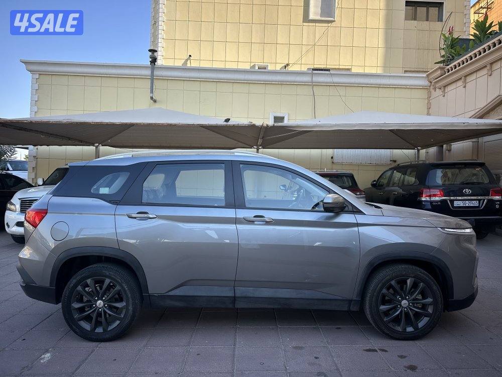 شفر كابتيفا LT موديل 2023 بحاله الوكاله3