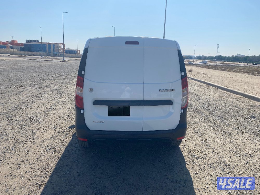 2022 ريـنـو Van2