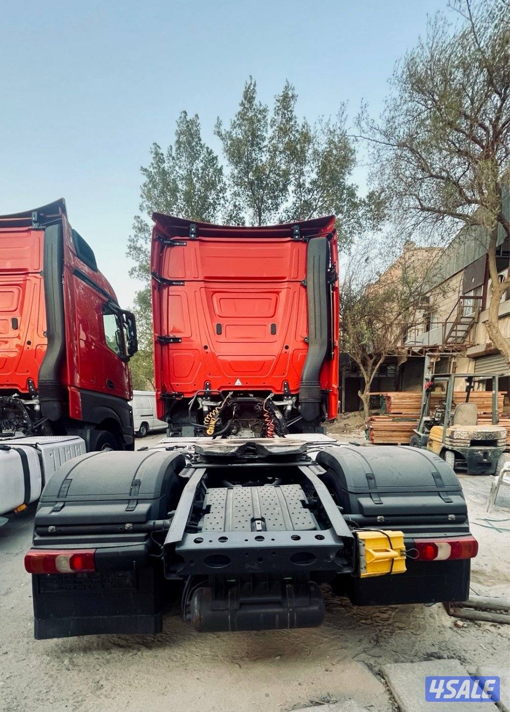 مرسيدس اكتروس5