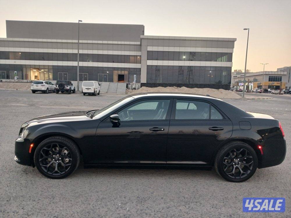 كرايزلر S300 موديل 2021 صبغ الوكالة4