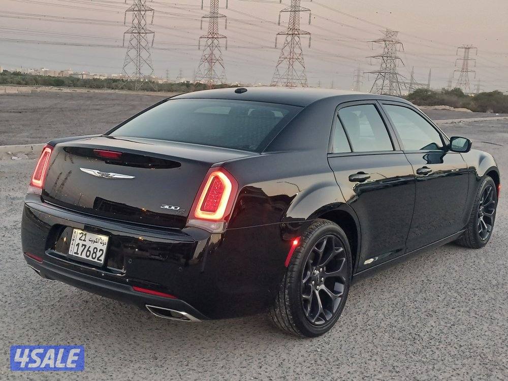 كرايزلر S300 موديل 2021 صبغ الوكالة3