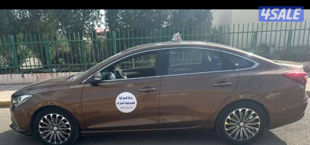 تعليم سياقه تعليم قياده السيارات مدربين ومدربات قيادة14