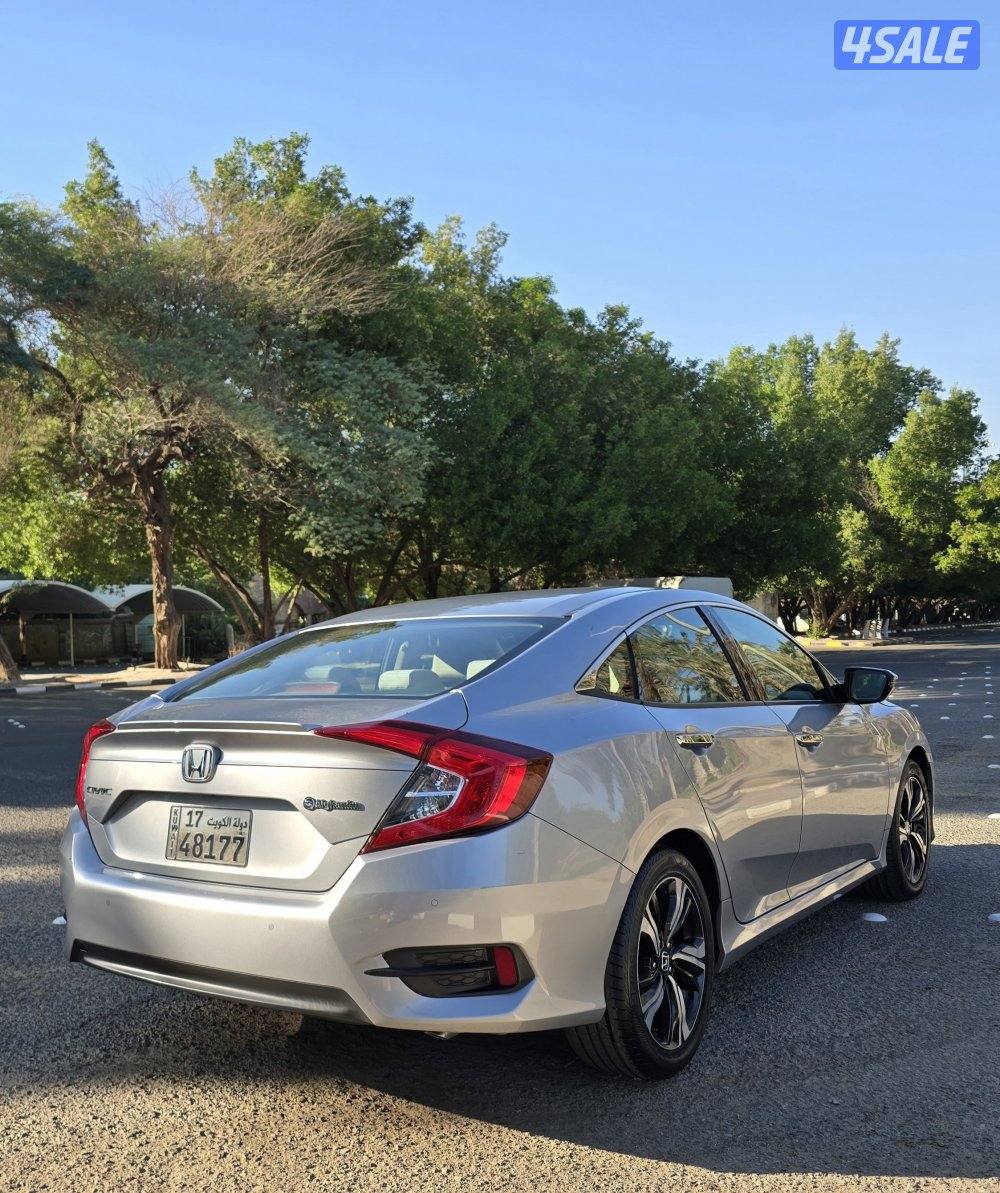 سيفيك 2019  Km 865