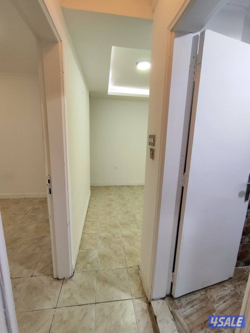 شقق لايجار حولي خلو وفاضي مساحه كبيره غرفة صاله حمام مطبخ باركن سيارات12