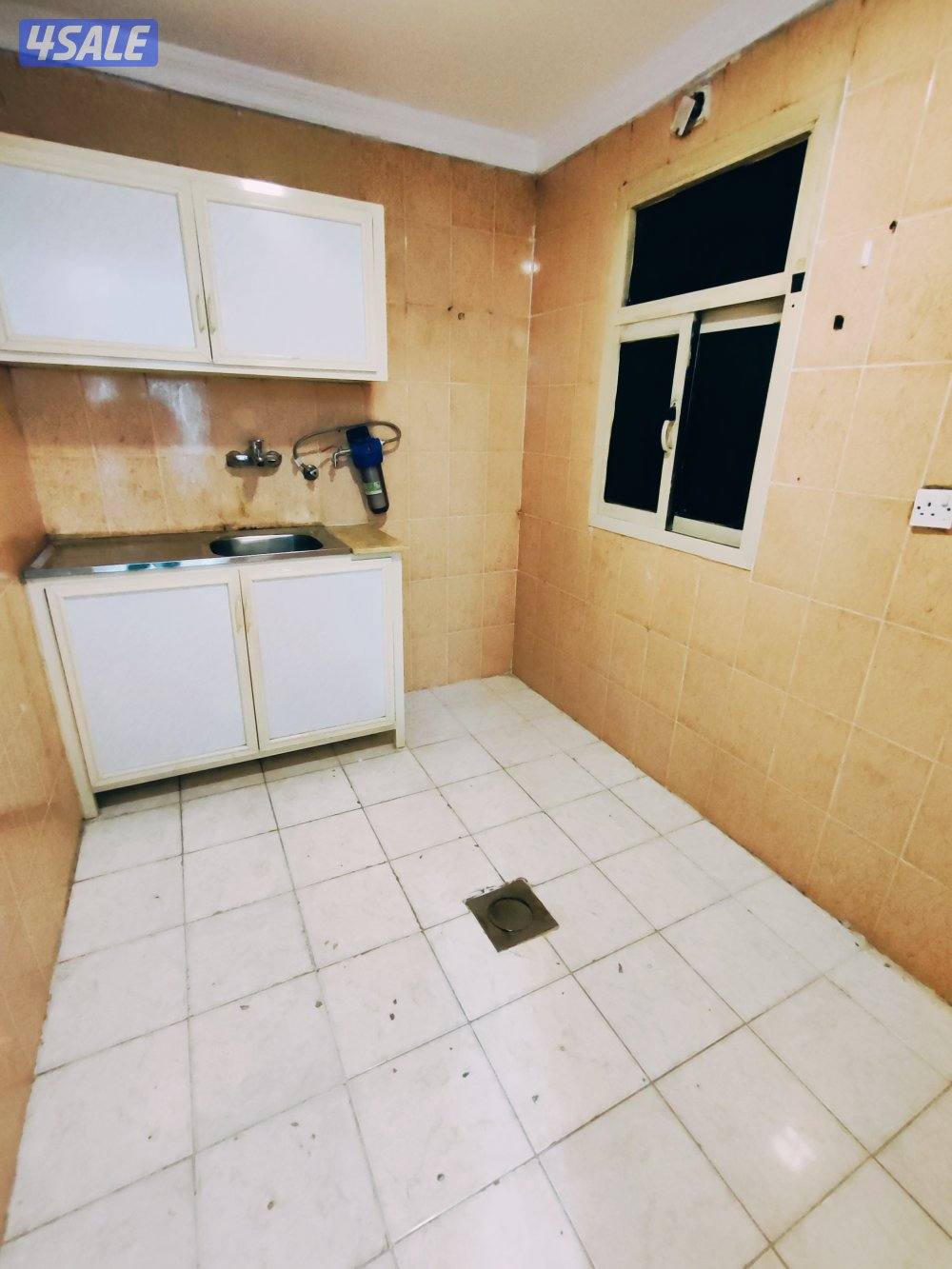 شقق لايجار حولي خلو وفاضي مساحه كبيره غرفة صاله حمام مطبخ باركن سيارات15