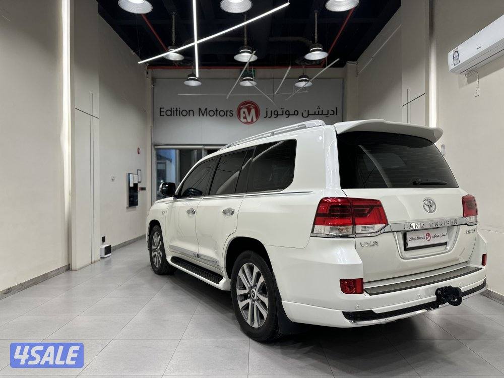 لاندكروزر VXR2