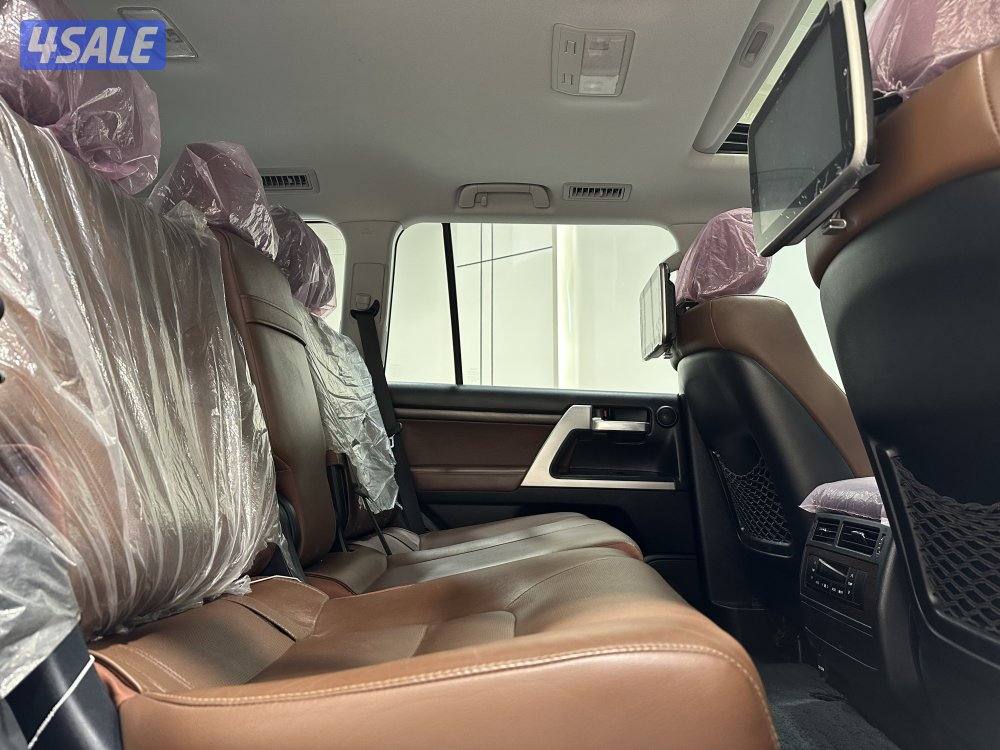 لاندكروزر VXR6