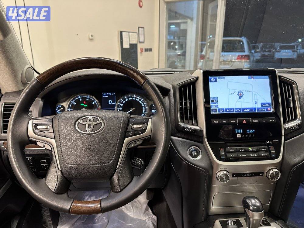 لاندكروزر VXR7