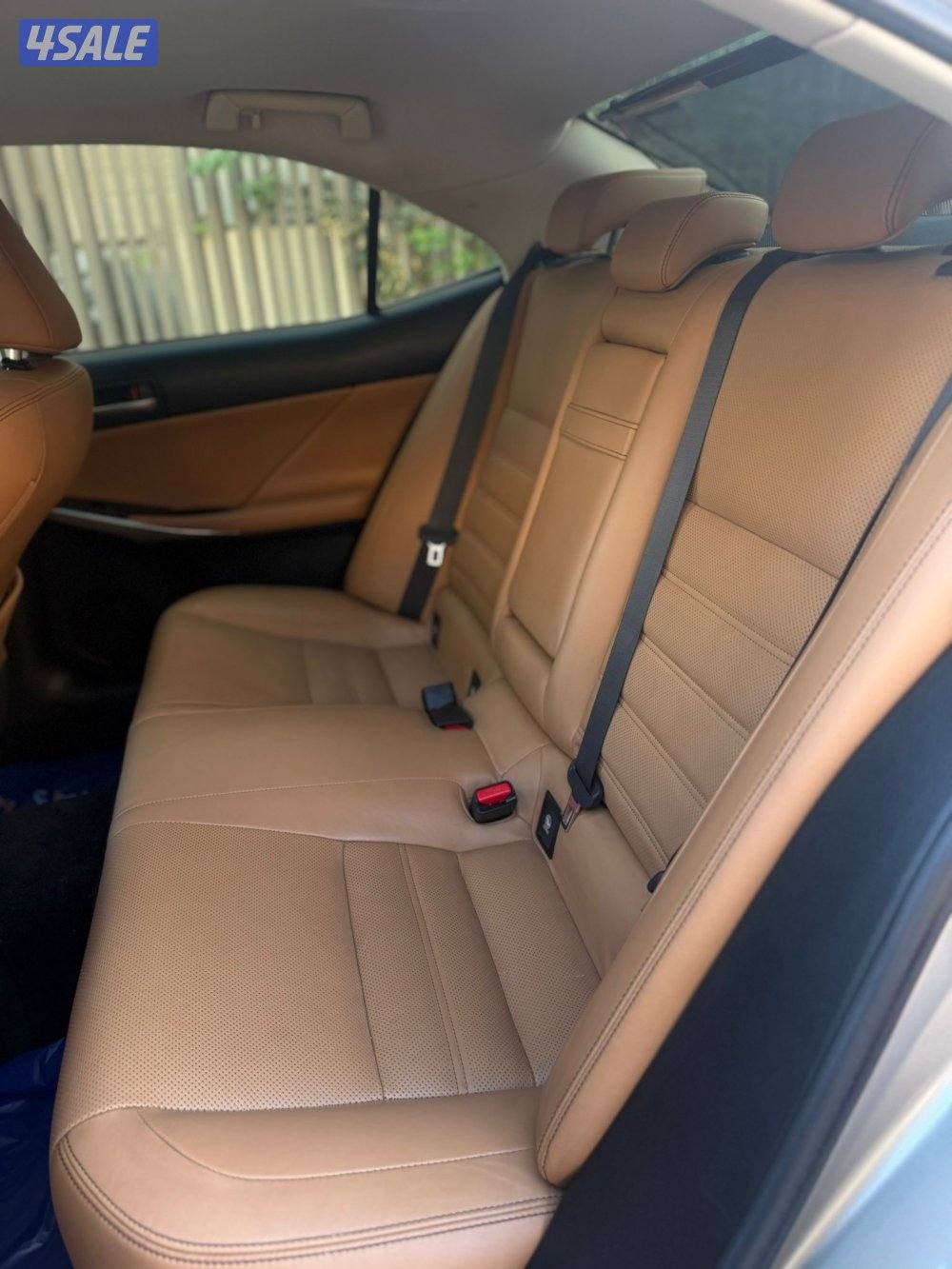 للبيع LEXLIS is200t  موديل 2017 وارد الساير2