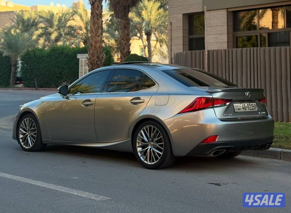 للبيع LEXLIS is200t  موديل 2017 وارد الساير1