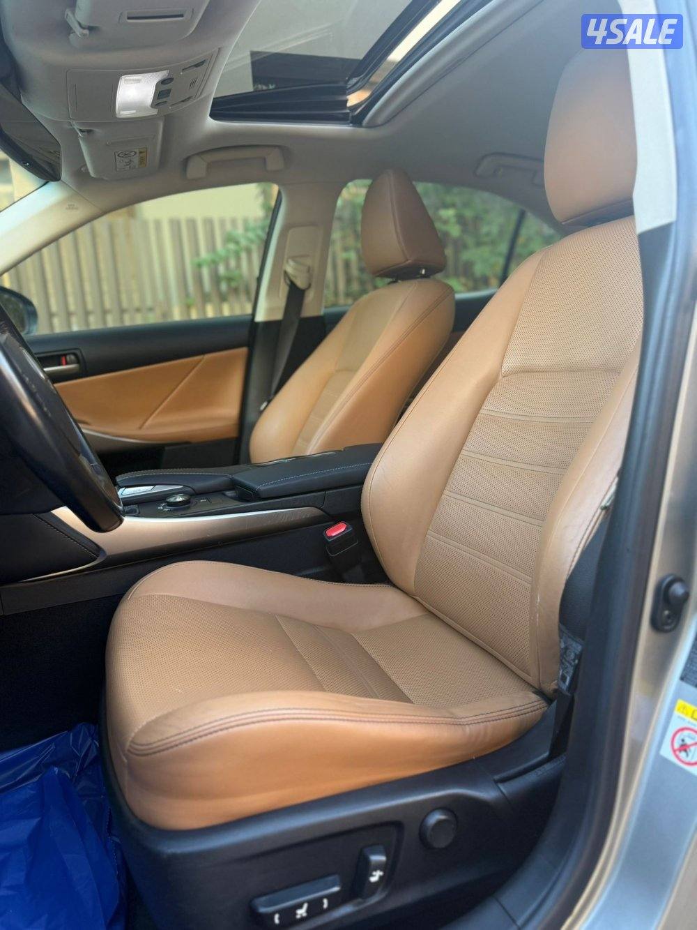 للبيع LEXLIS is200t  موديل 2017 وارد الساير3