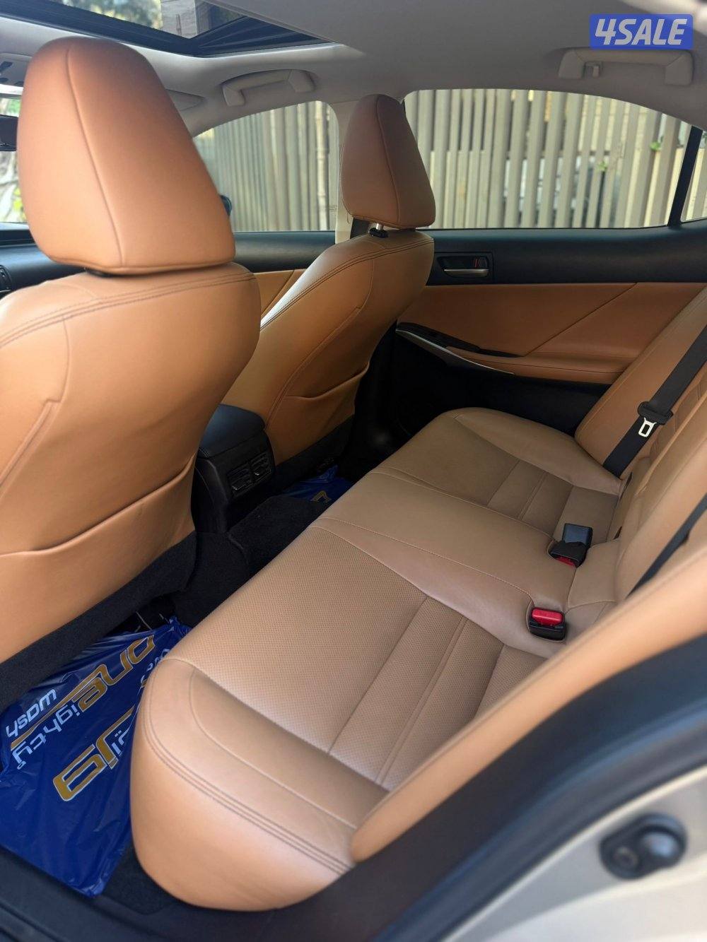 للبيع LEXLIS is200t  موديل 2017 وارد الساير6