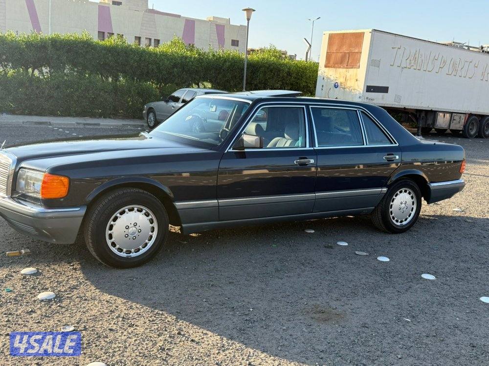 للبيع sel300 موديل 1988 شرط ماشي 78الف لارج فتحة صبغ الوكاله0