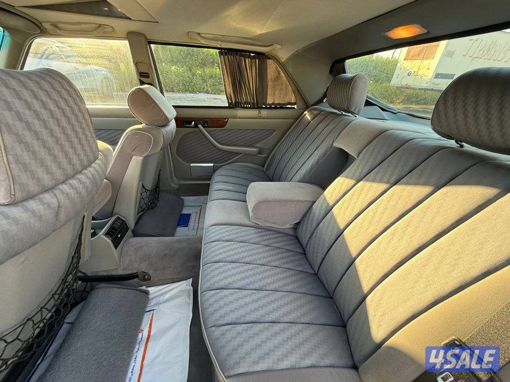 للبيع sel300 موديل 1988 شرط ماشي 78الف لارج فتحة صبغ الوكاله10