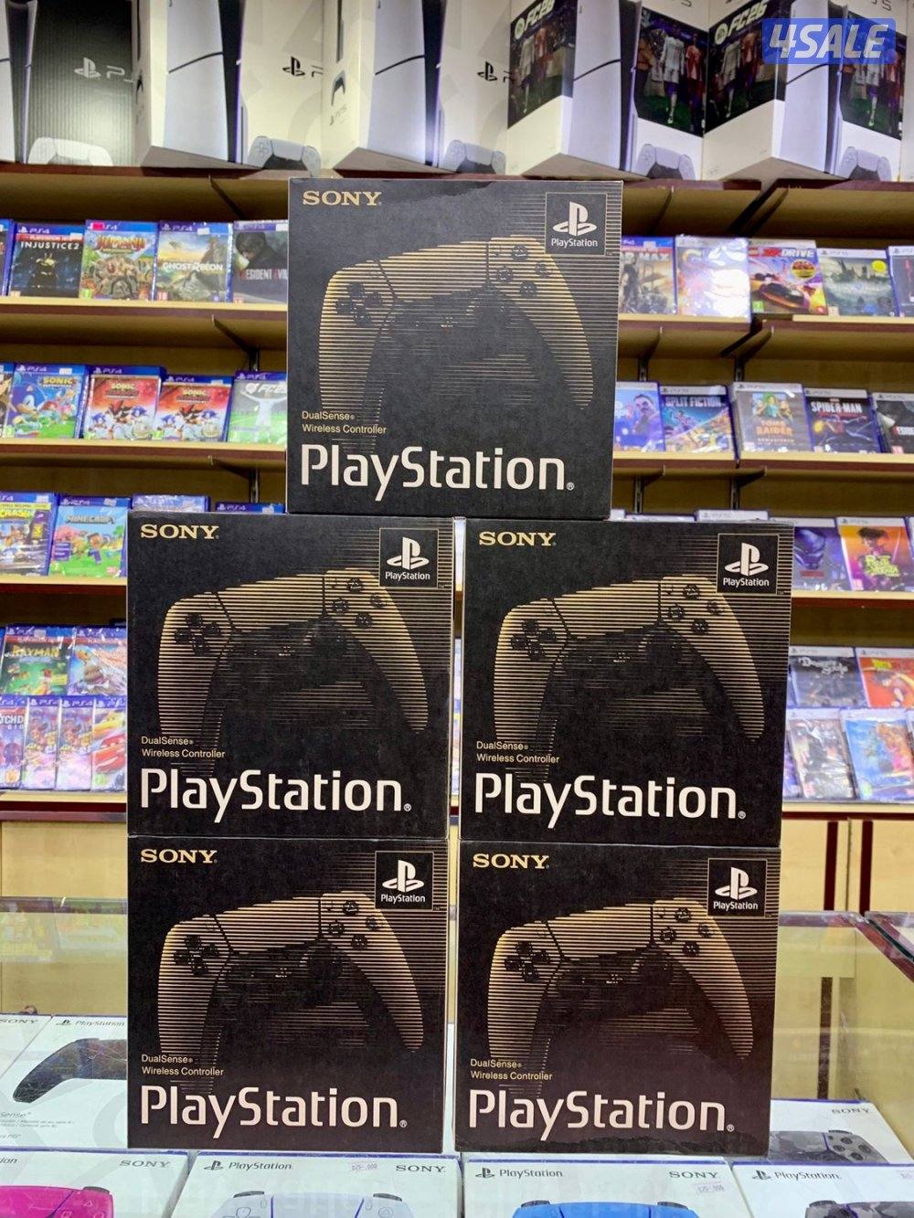 عندك اجهزة بلاستيشن 4و5 واكس بوكس سريس تبي تبيعه نشتريه منك3