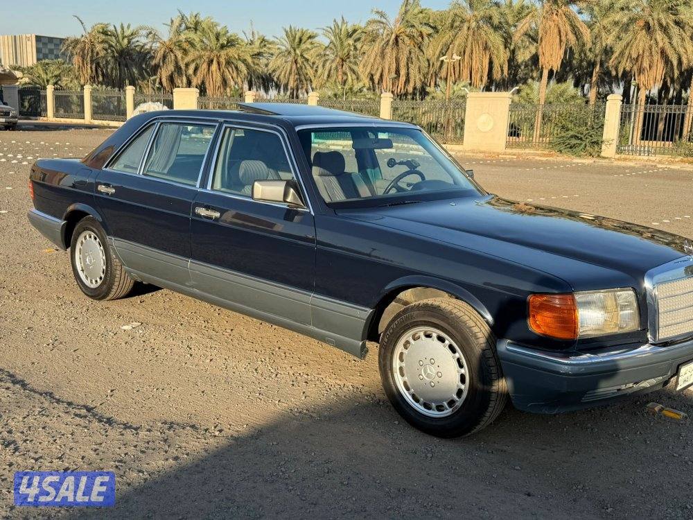 للبيع sel300 موديل 1988 شرط الفحص  ماشي 78الف لارج فتحة صبغ الوكاله3