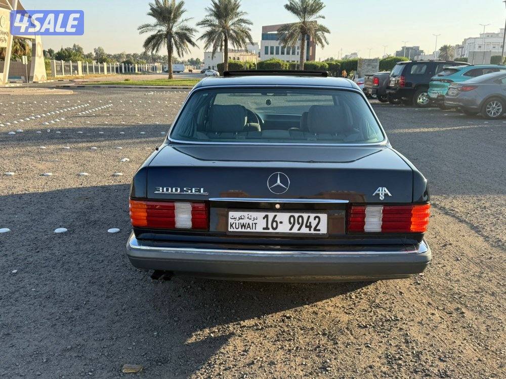 للبيع sel300 موديل 1988 شرط الفحص  ماشي 78الف لارج فتحة صبغ الوكاله5