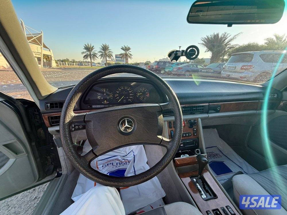 للبيع sel300 موديل 1988 شرط الفحص  ماشي 78الف لارج فتحة صبغ الوكاله7